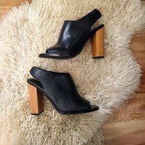 Open Toe Leather Wooden Heel Size 8.5